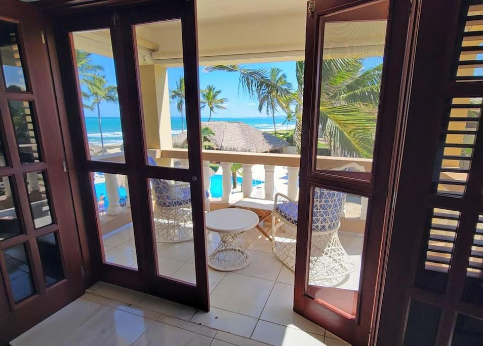 Appartamento Oceanview Penthouse On The Beach Cabarete Esterno foto